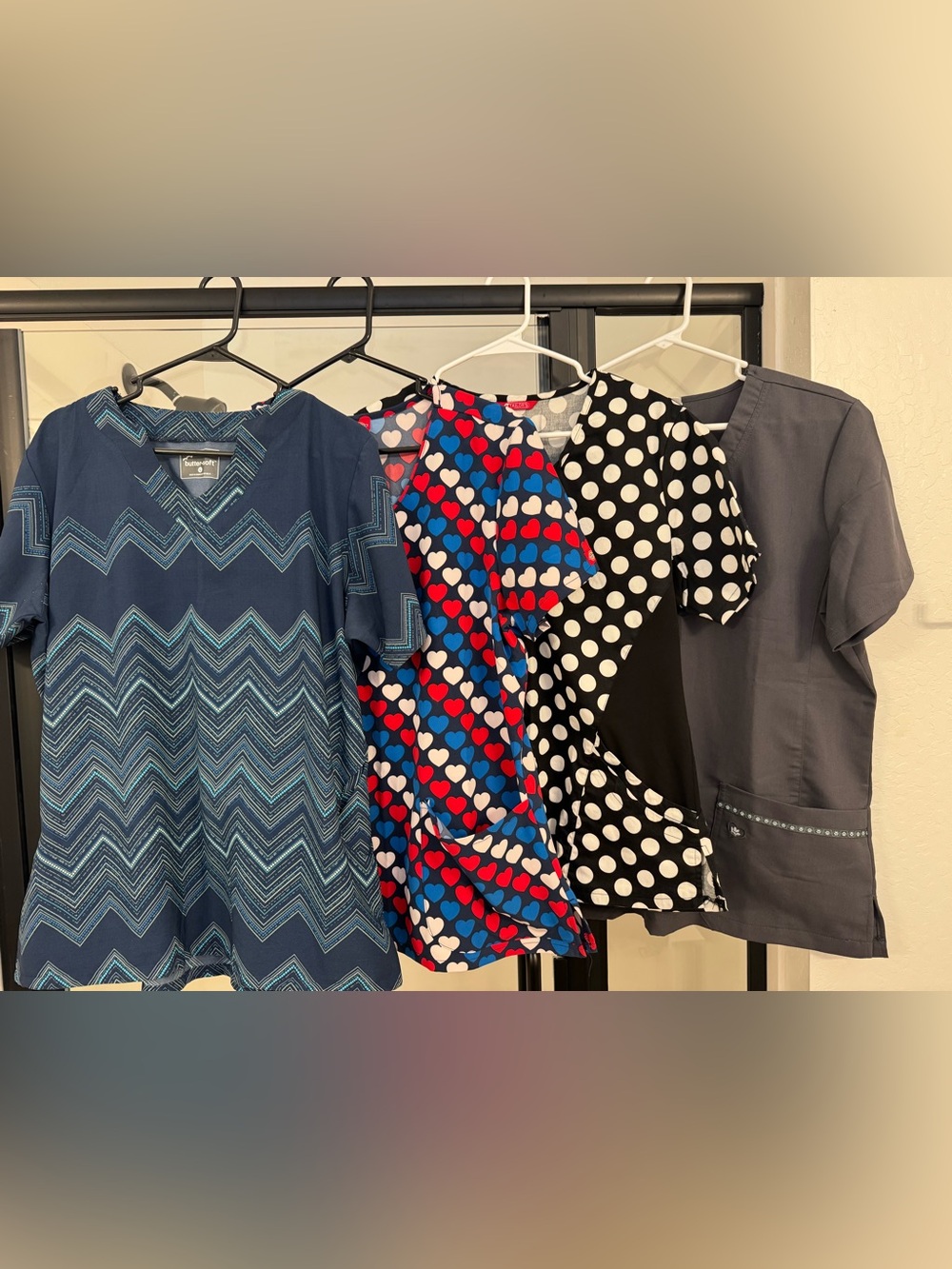 Assorted Women Scrub Tops - Lot of 4 -
Size Large - Like New